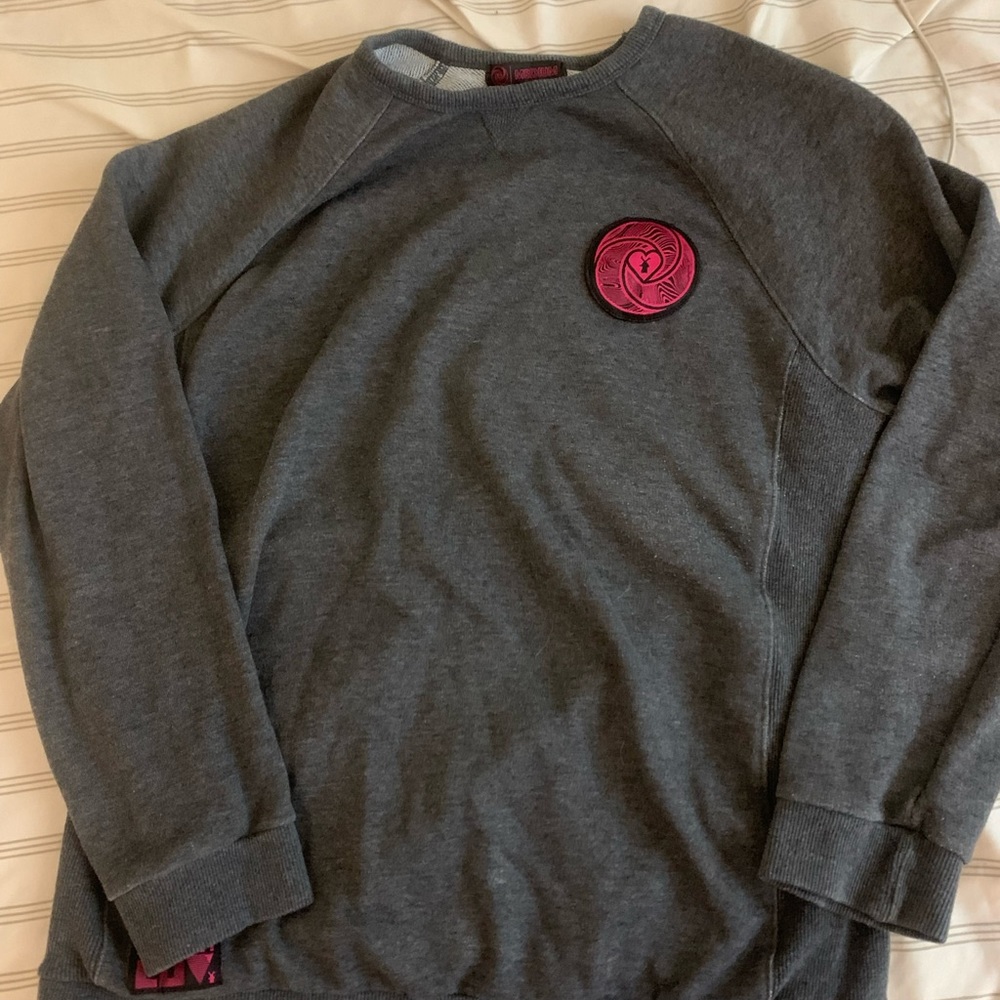 Dutch bros thick pull over sweater